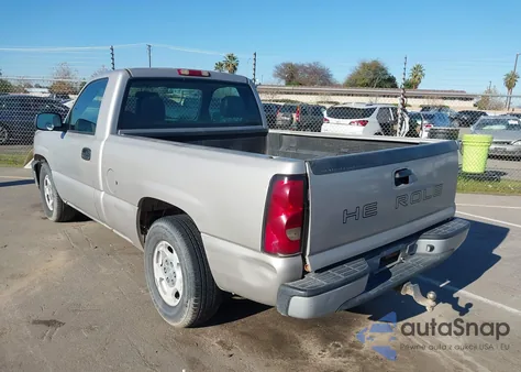 2004 Chevrolet Silverado 1500 Work Truck z USA, uszkodzony, nr VIN 1GCEC14V24Z245067